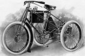 1899 De Dion-Bouton Tricycle
