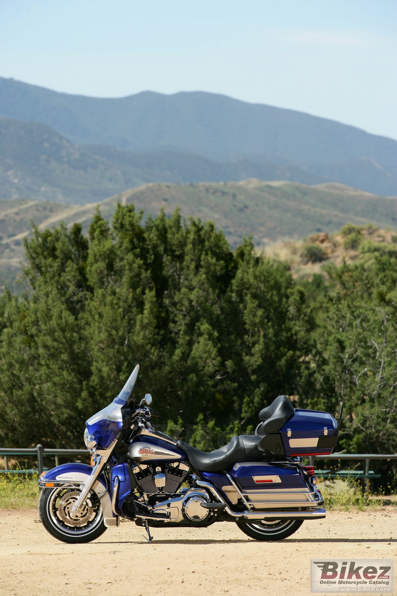 Harley-Davidson FLHTCU  Ultra Classic Electra Glide