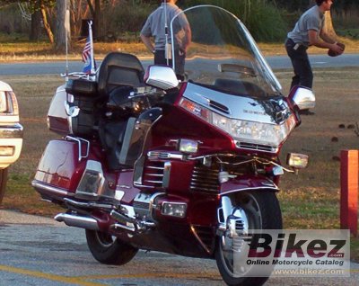 Honda on 1998 Honda Gl 1500 Gold Wing Se Specifications And Pictures