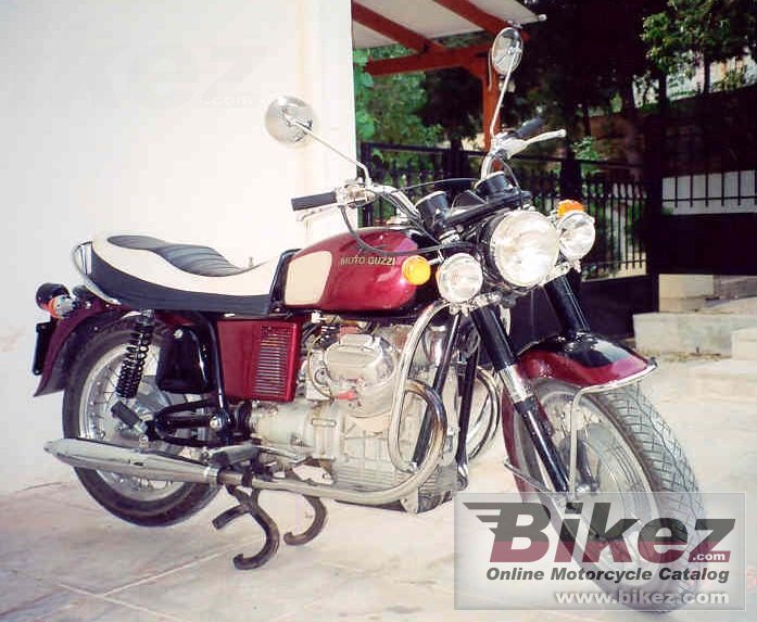 Moto Guzzi V7 750 Sport