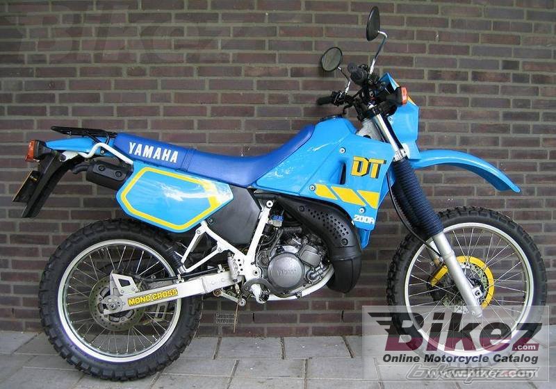 Yamaha DT200R