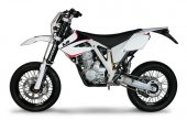 2015 AJP PR4 240 Supermoto 2015 AJP PR4 240 Supermoto
