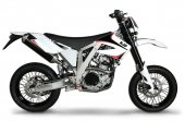 2015 AJP PR5 250 Supermoto 2015 AJP PR5 250 Supermoto